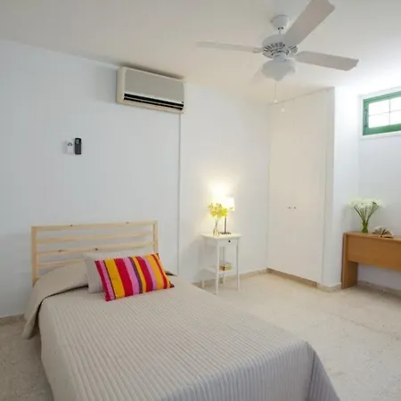 Villa “renting This With Lovely Sea Views” 100